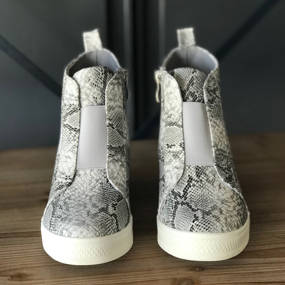 PRICE FIRM ▪️ NO OFFERS  Zoey Snake Wedge Sneakers - Picture 3 of 6